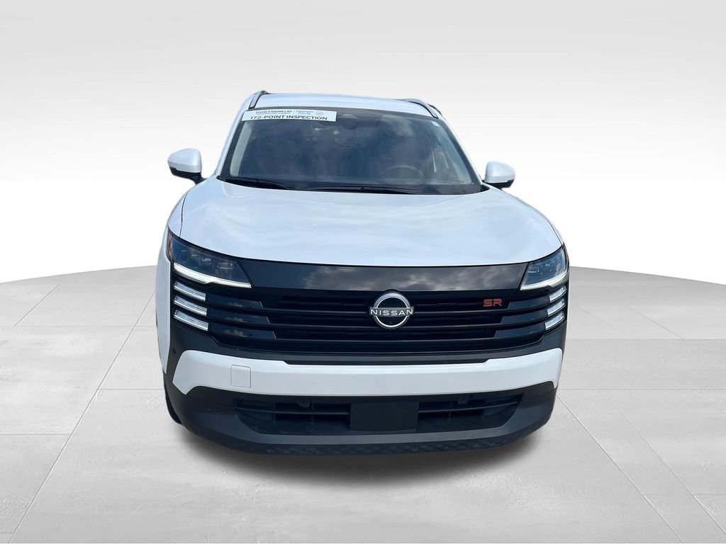 Used 2025 White Nissan SR image 8