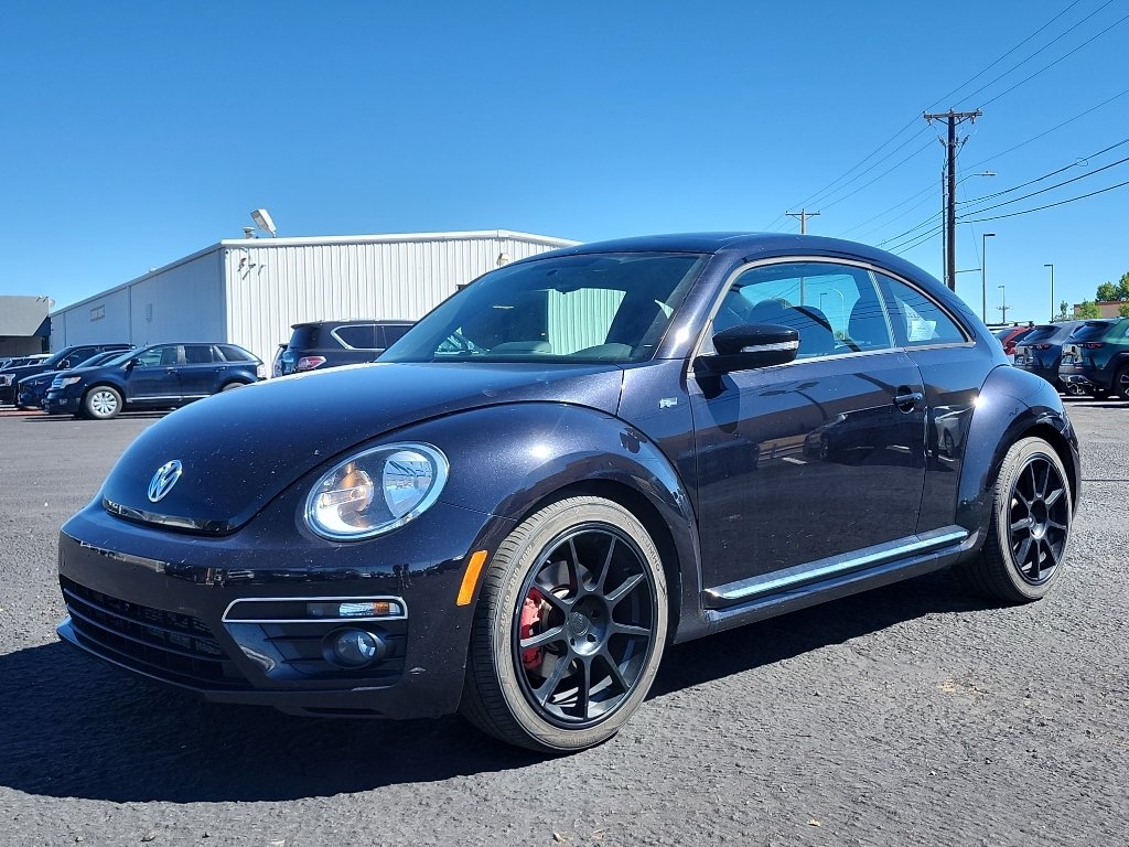 Used 2014  Volkswagen R-Line image 1
