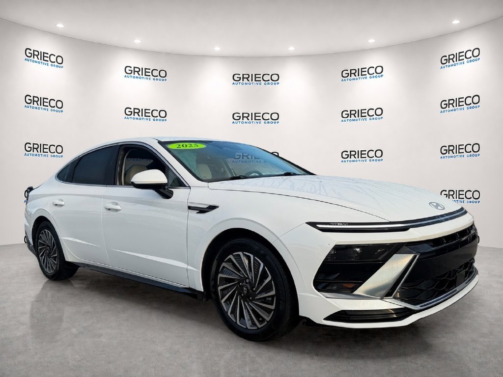 2025 Hyundai Sonata Hybrid