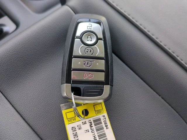 New 2026 Oxford White Ford Active image 26