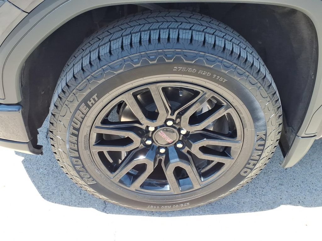 Used 2024 Titanium Rush Metallic GMC Elevation image 9