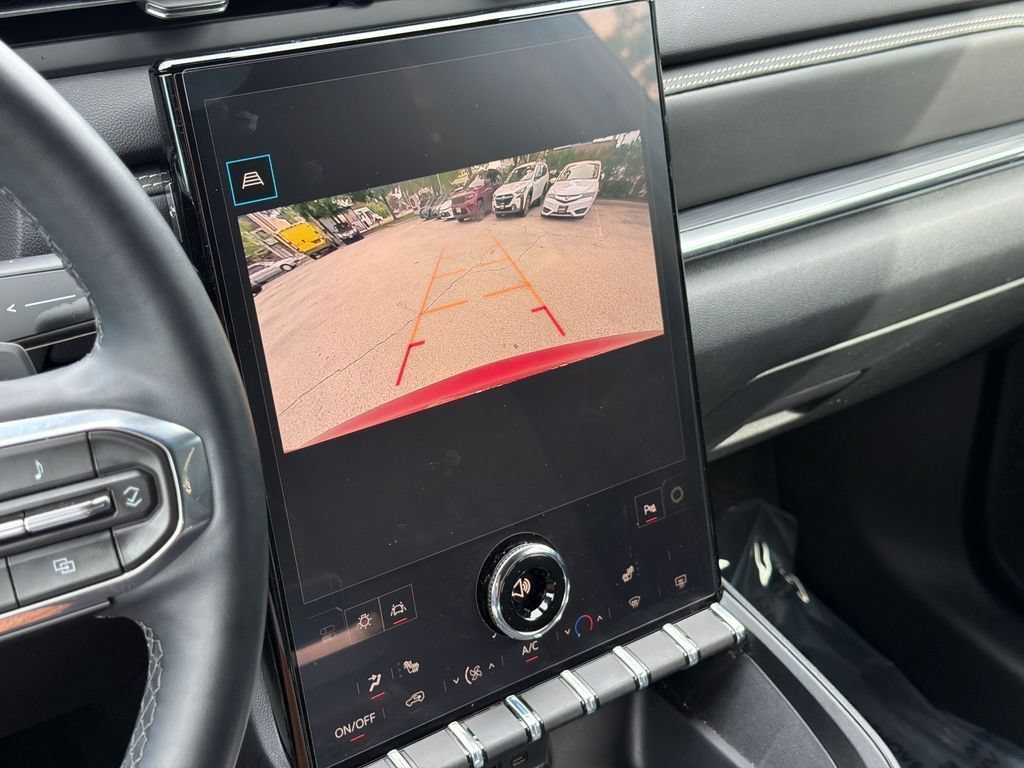Used 2026 Red GMC Elevation image 5