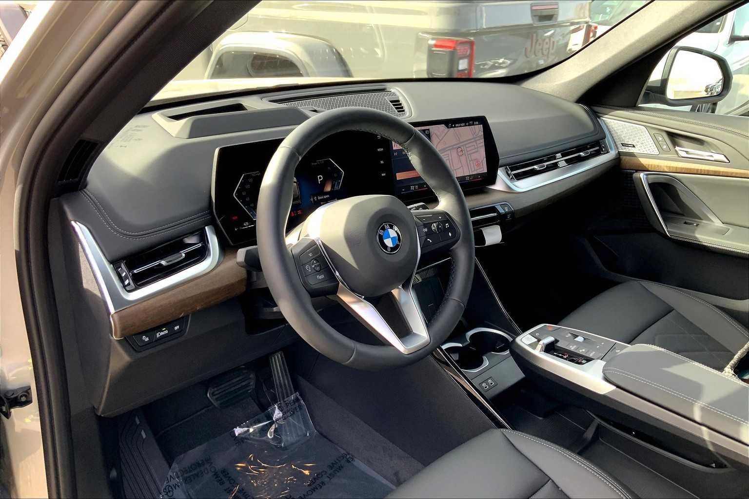 2025 BMW X1 XDrive28i - Photo 8