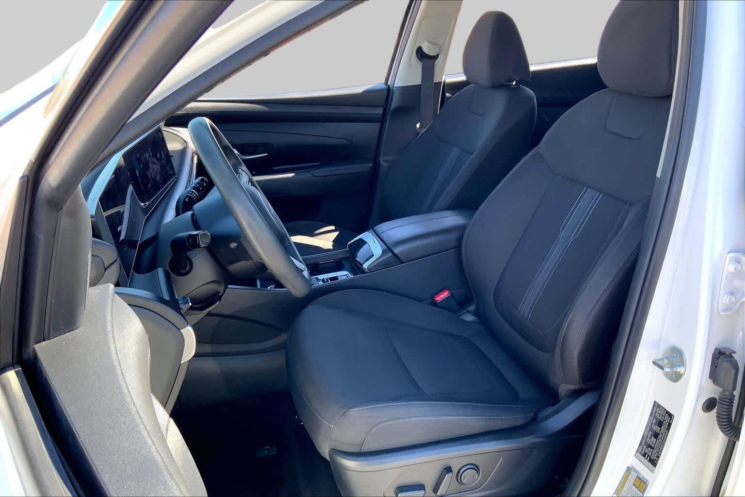 Used 2025 Serenity White Pearl Hyundai SEL image 9