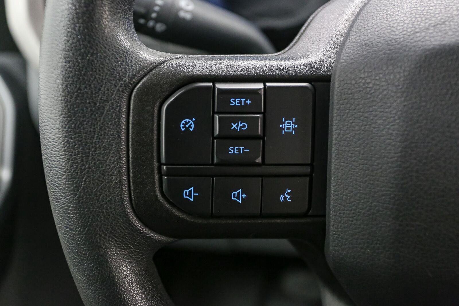 Used 2023 Oxford White Ford XLT image 34