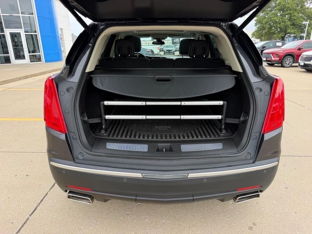 Used 2018 Dark Granite Metallic Cadillac Premium Luxury FWD image 4