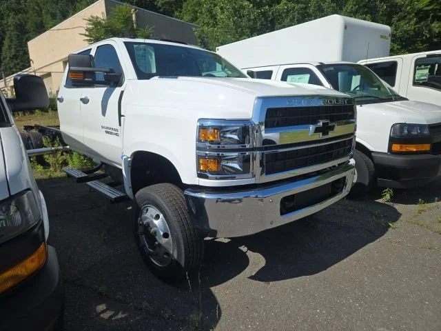 2025 Chevrolet Silverado 6500 HD