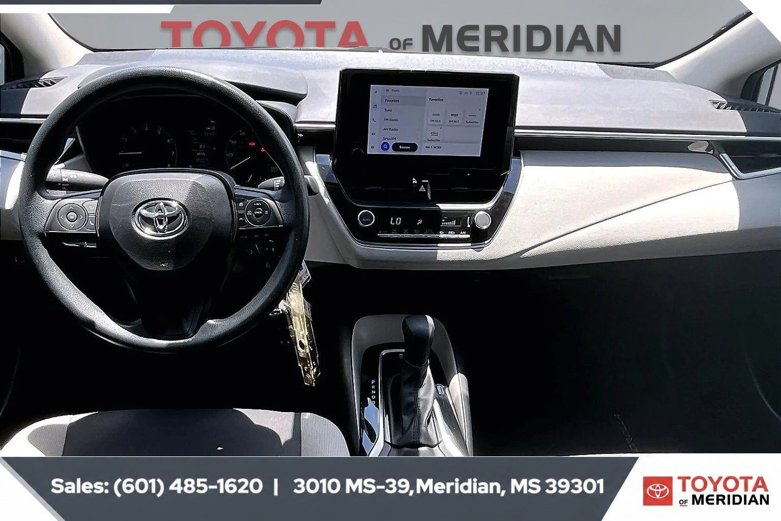 Used 2023 Ice Cap Toyota LE image 13