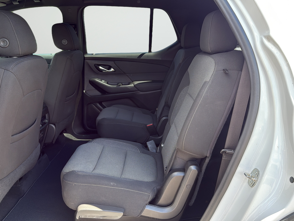 Used 2022 White Chevrolet LT image 23