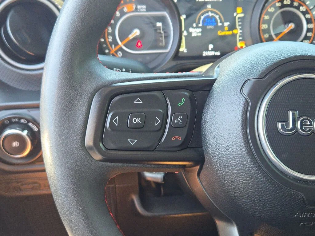 Used 2024 Gray Jeep Rubicon image 23