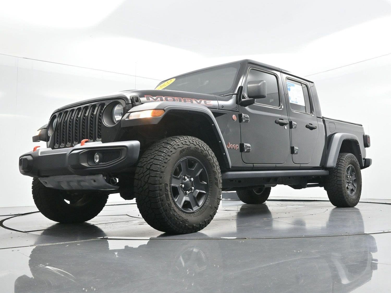 Used 2022 Black Jeep Mojave image 44