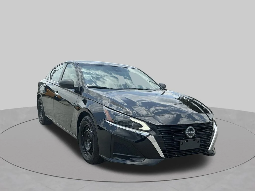 Used 2024 Black Nissan 2.5 S image 17