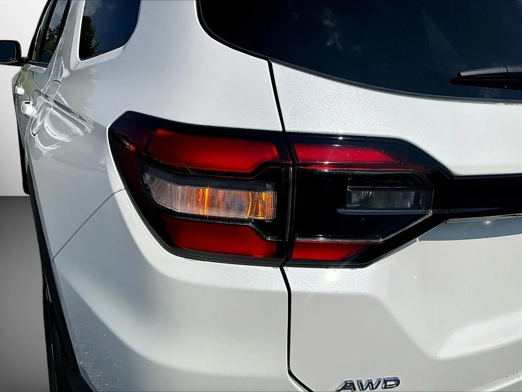 New 2026 Platinum White Pearl Honda AWD EX-L image 26