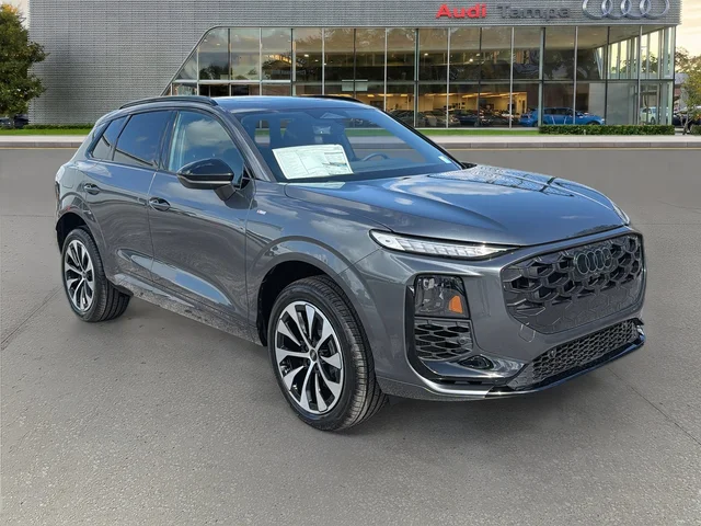 2026 Audi Q3 S line