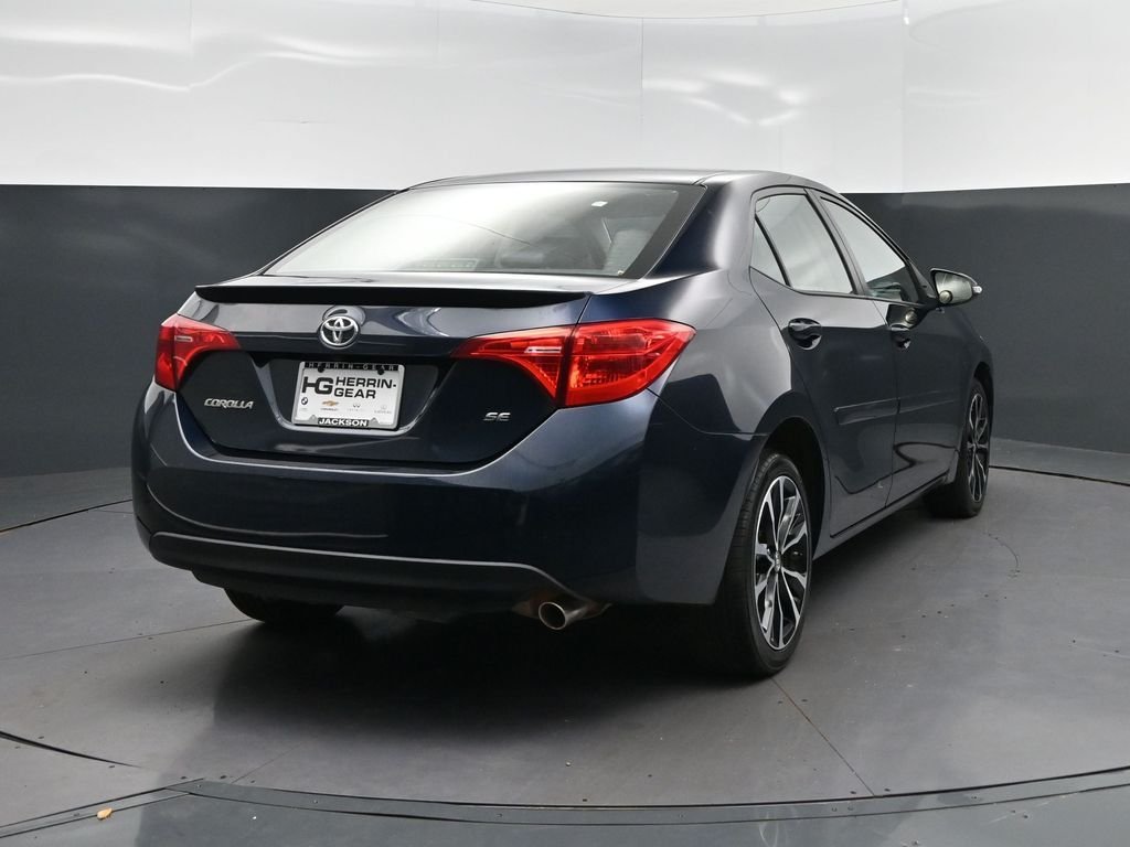 Used 2018 Blue Toyota SE image 7
