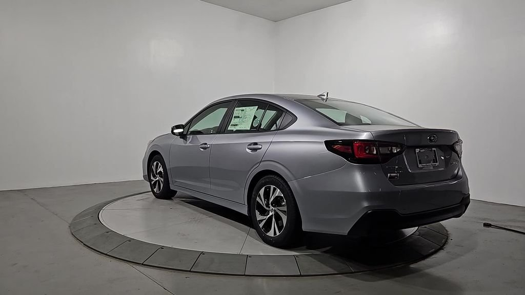 2025 Subaru Legacy Premium photo 3