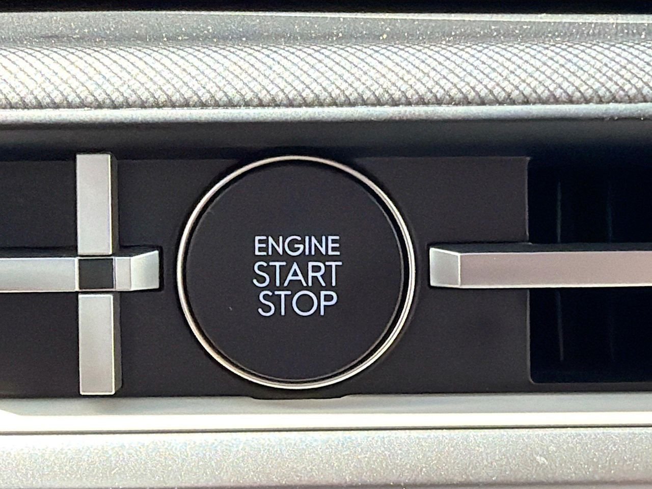 New 2026 Ecotronic Gray Hyundai SE image 33