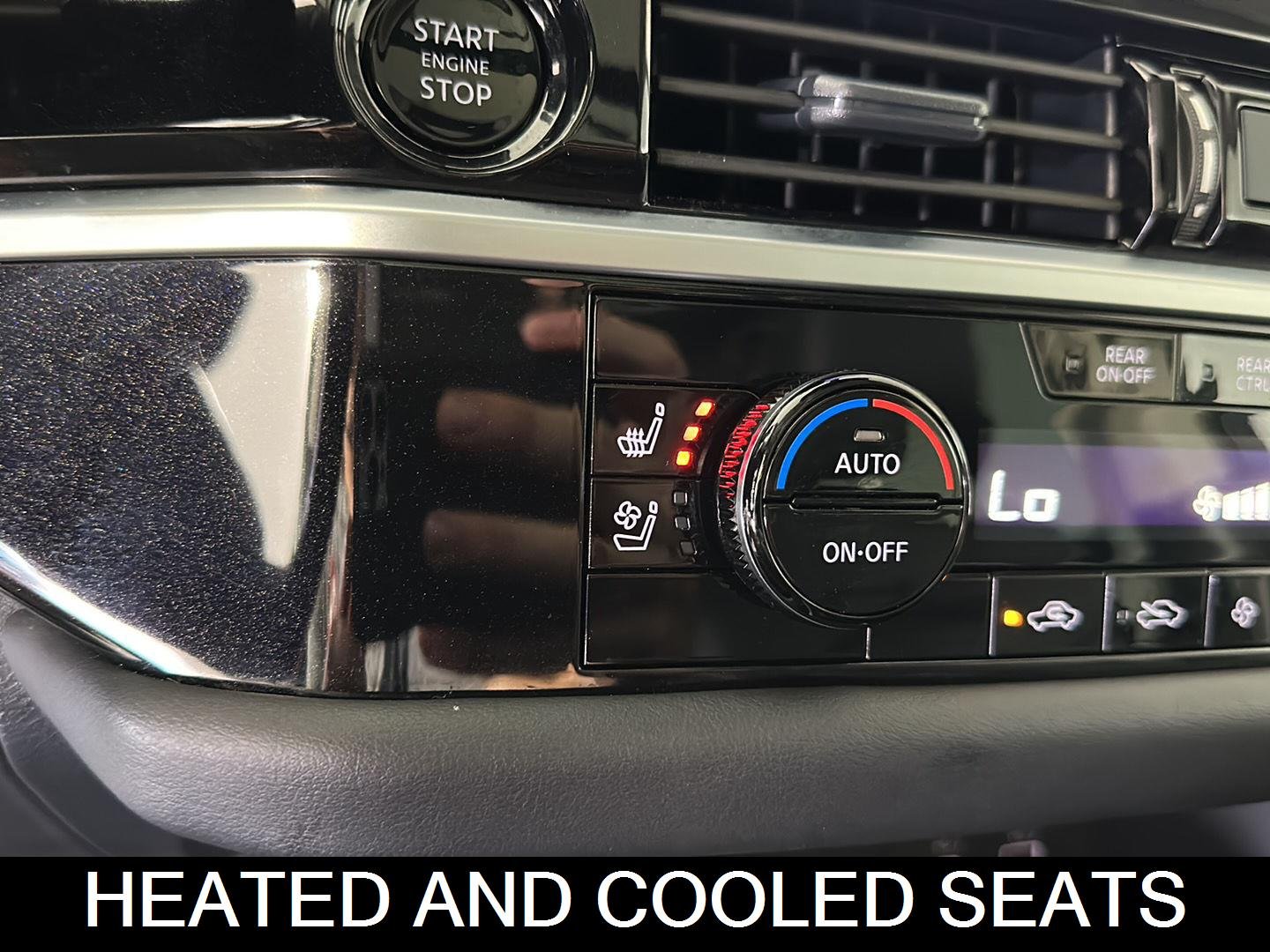 Certified Used 2025 Everest White Pearl Tricoat Nissan Platinum image 9