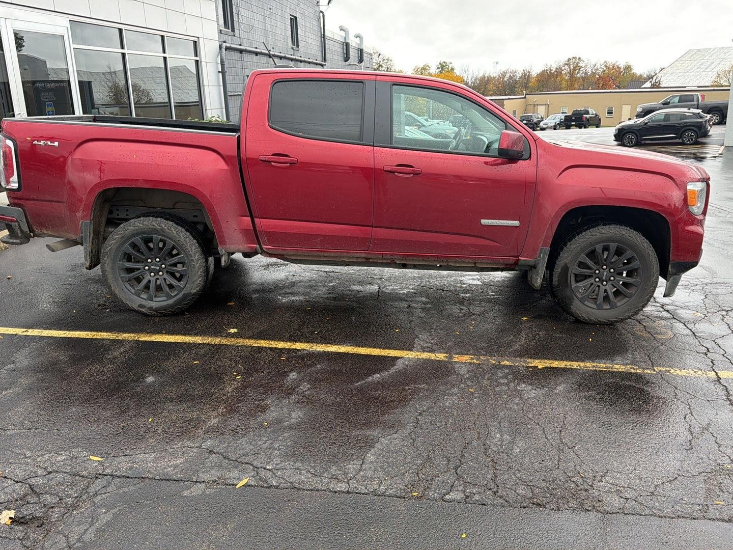 Used 2021 Cayenne Red Tintcoat GMC 4WD Elevation image 9