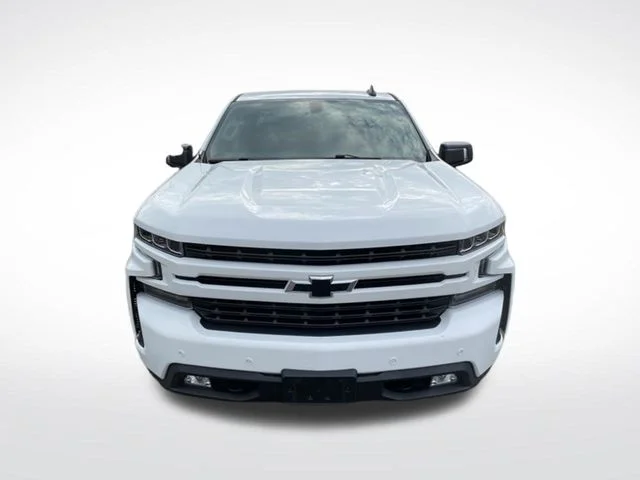 Used 2019 White Chevrolet RST image 11