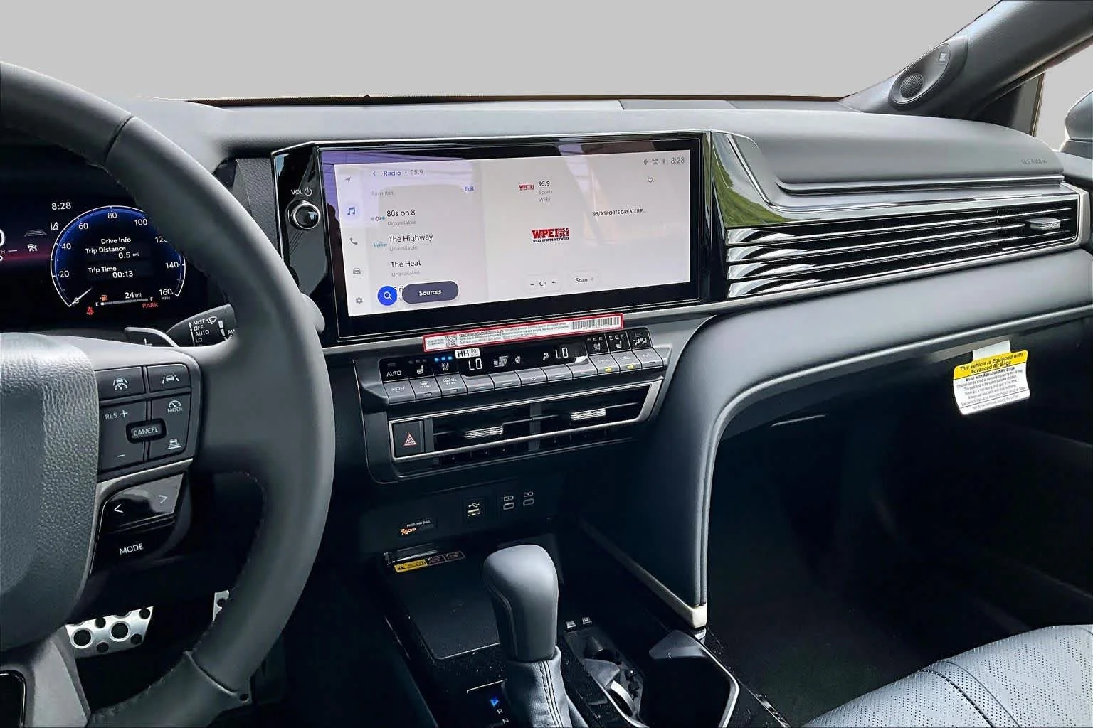New 2026 Wind Chill Pearl <sup>1</sup> Toyota  XSE AWD image 6