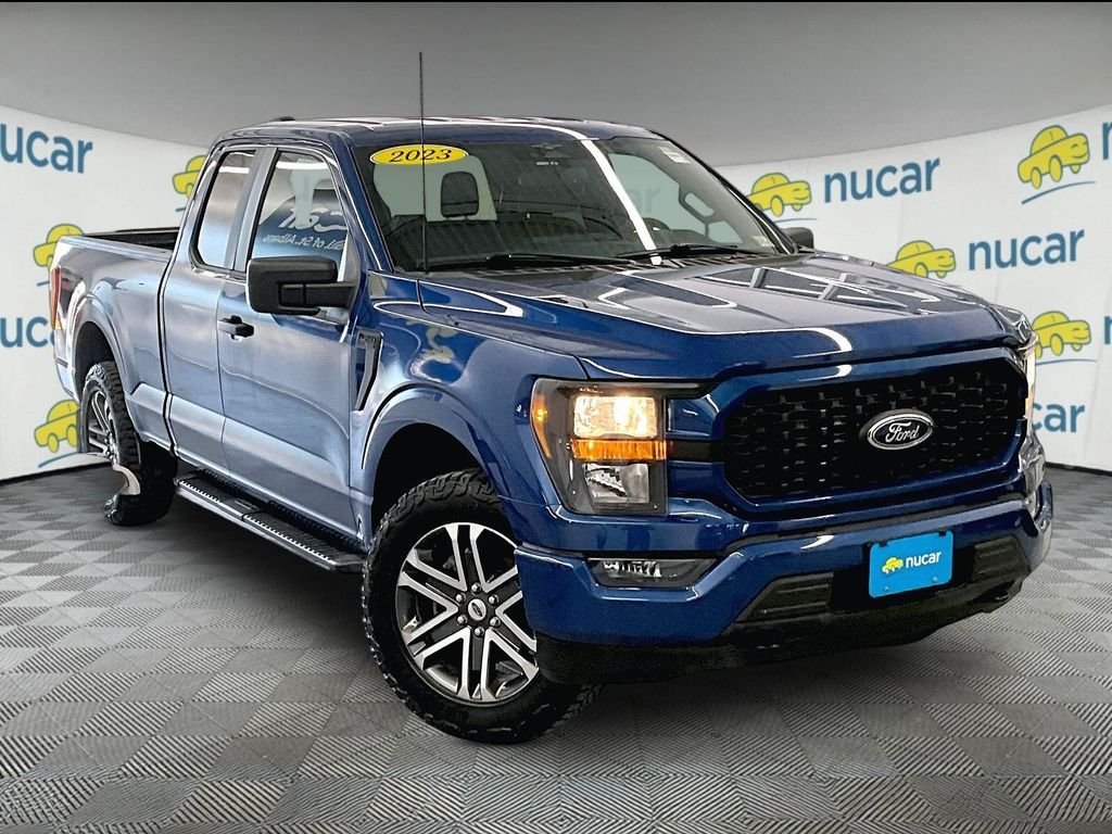Used 2023 Atlas Blue Metallic Ford XL image 1