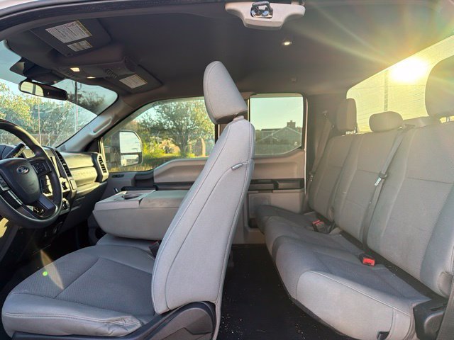 Used 2021 White Ford XL image 8