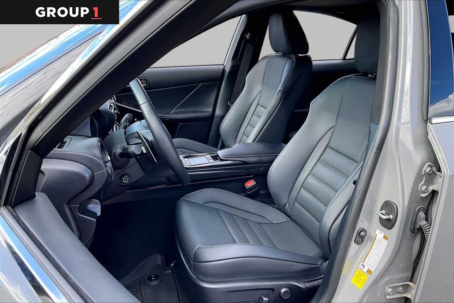 Used 2024 Incognito Lexus F SPORT image 8