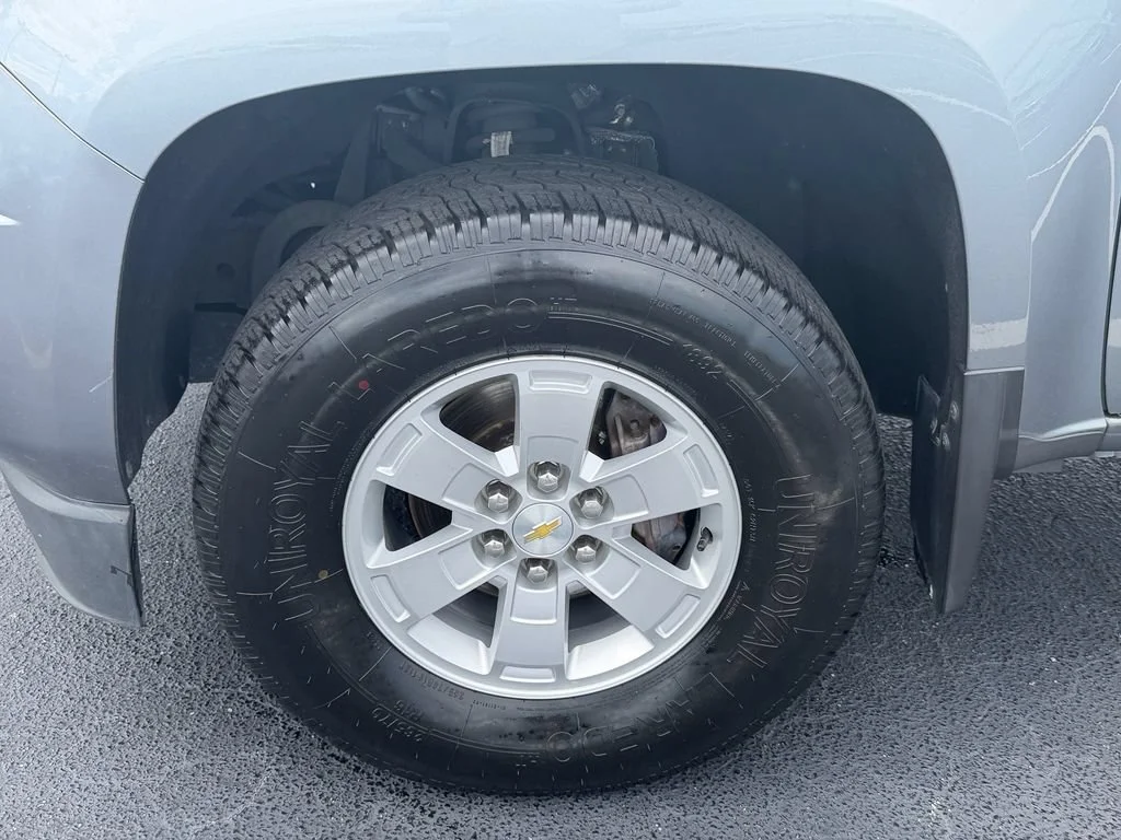 Certified Used 2019 SATIN STEEL METALLIC Chevrolet 2WD Work Truck image 15