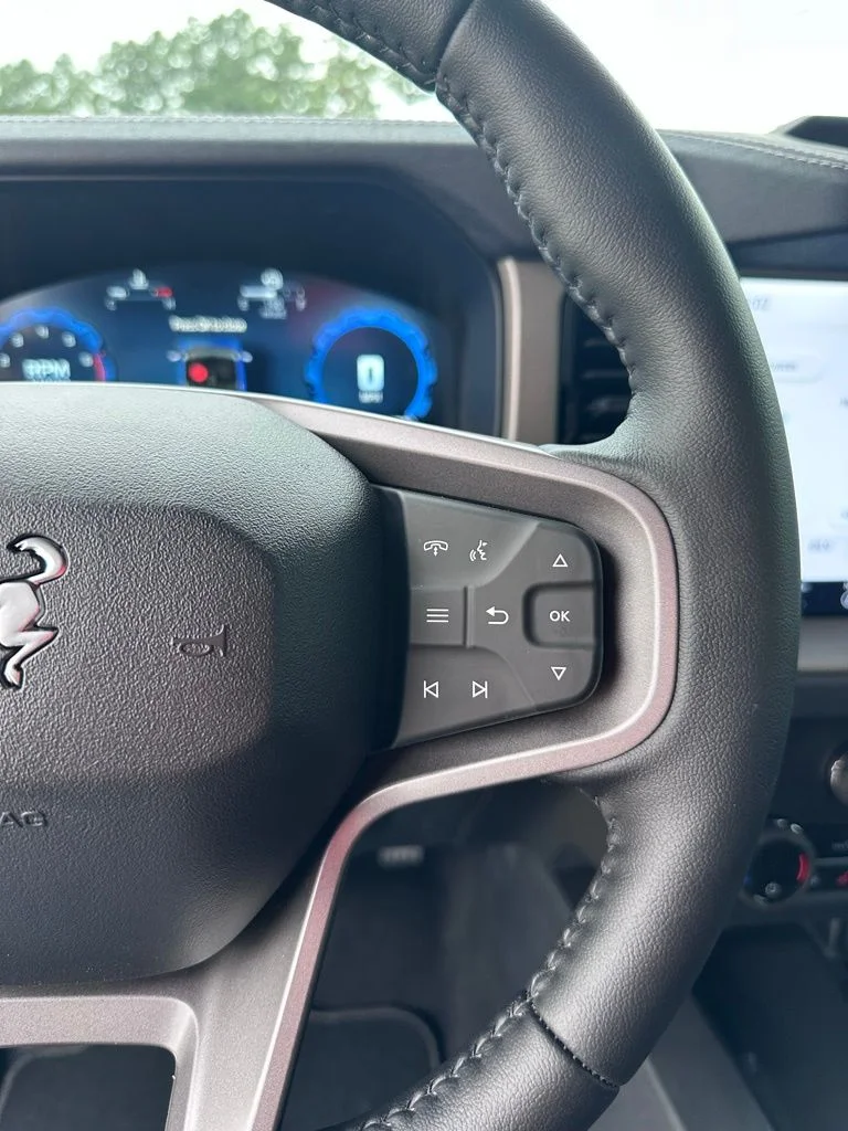 2025 Ford Bronco 4-Door Outer Banks - Photo 16