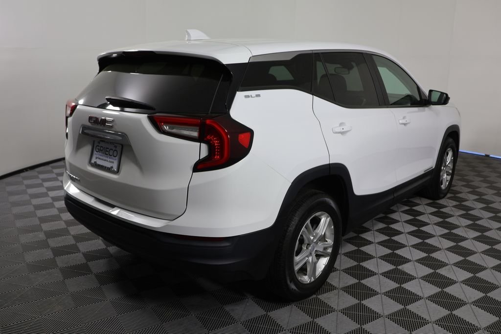 2023 GMC Terrain SLE - Photo 8