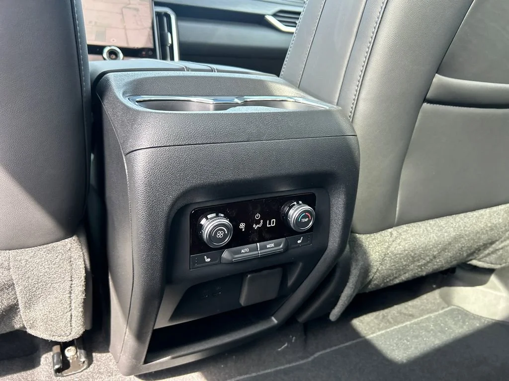 2026 GMC Acadia Elevation - Photo 31