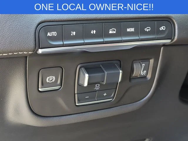 Used 2024 Silver Cadillac Premium Luxury image 19