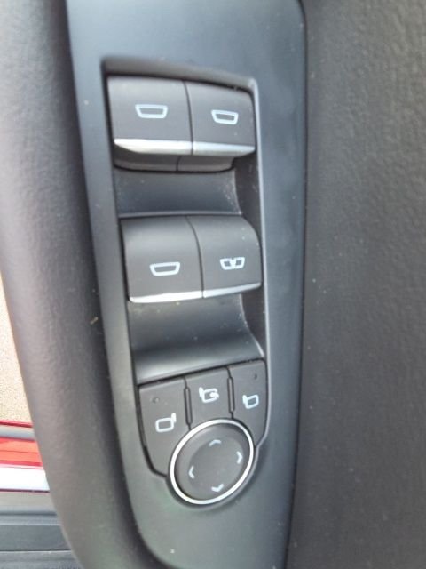 Used 2025 Red Buick Avenir image 26