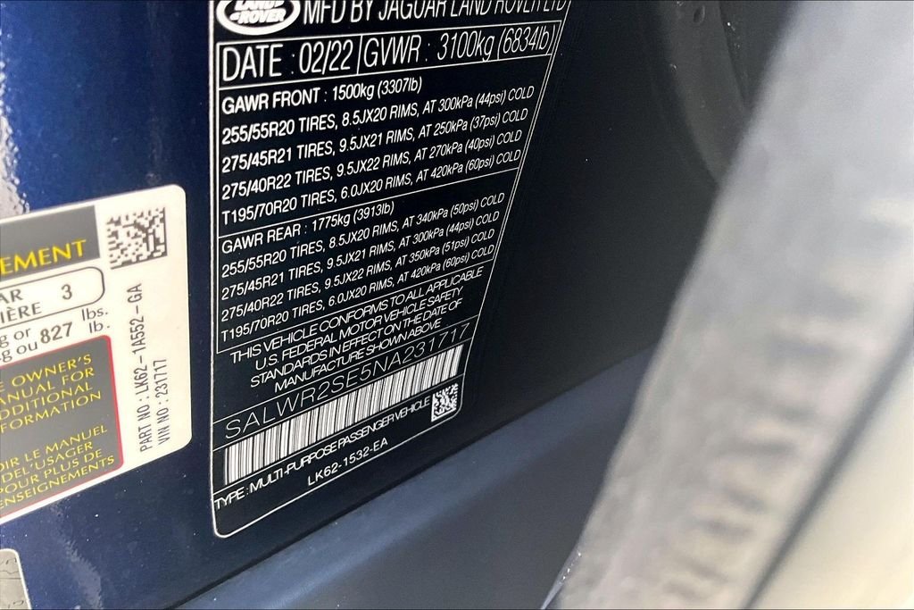 Used 2022 Blue Land Rover HSE Dynamic image 32