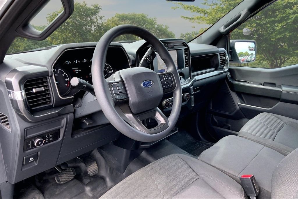 Used 2023 White Ford XL image 16