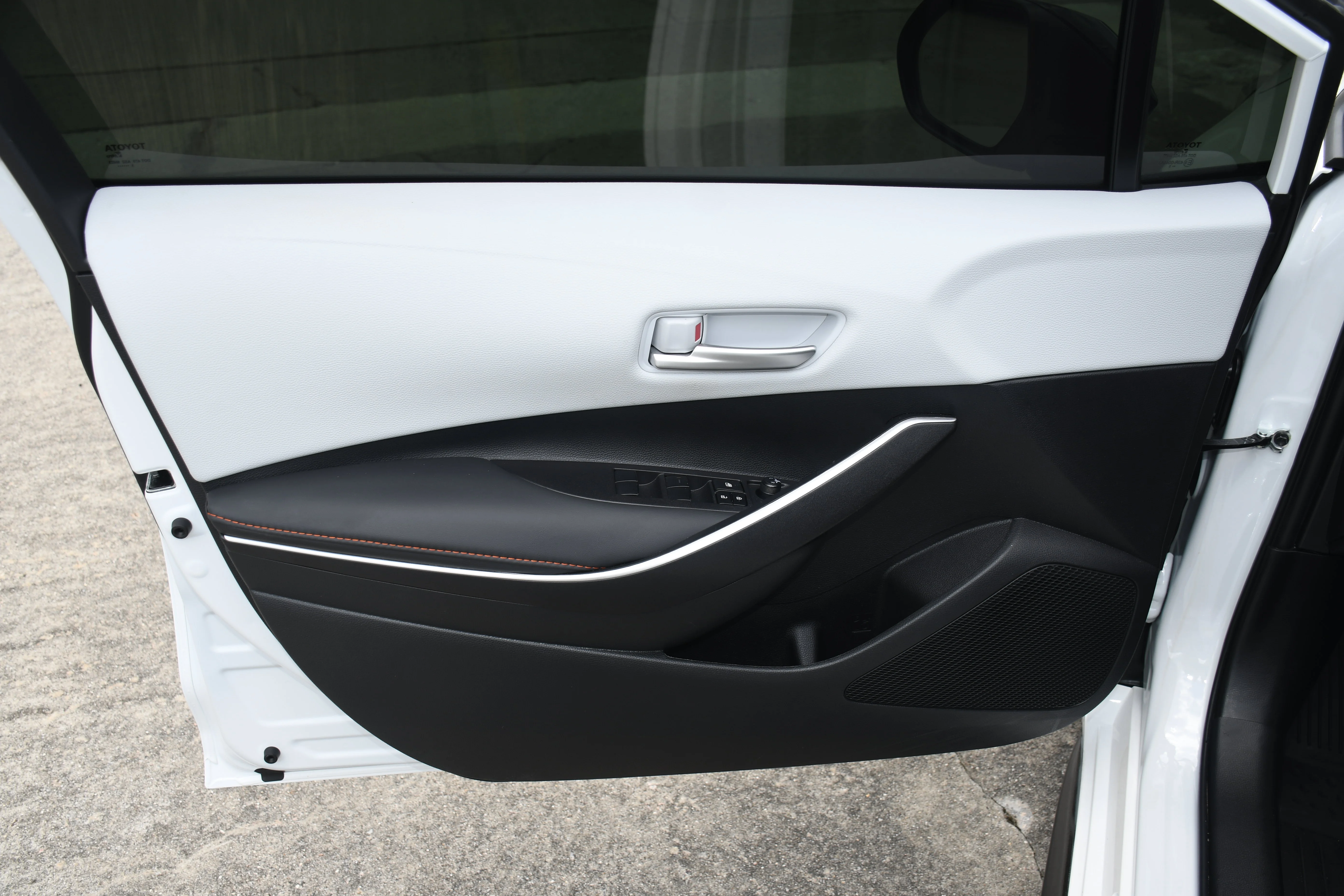 Used 2025 White Toyota FX image 8