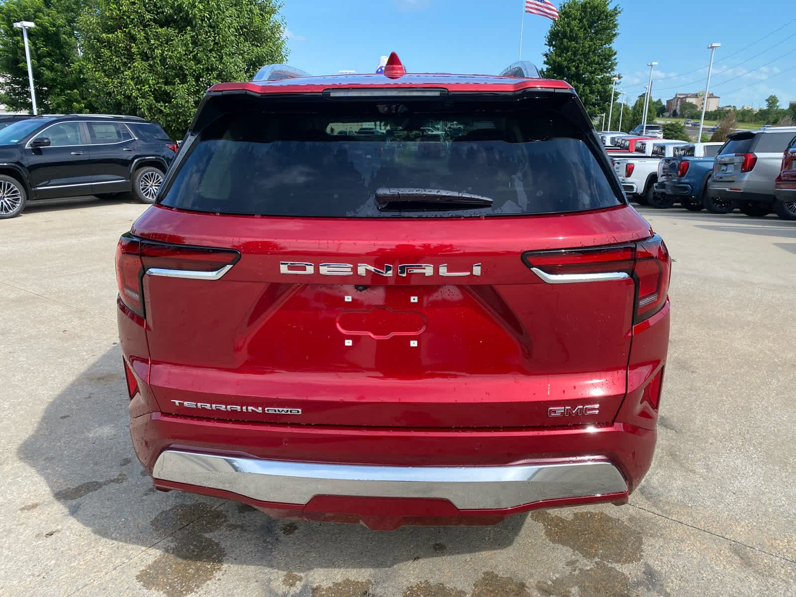 2026 GMC Terrain Denali - Photo 4