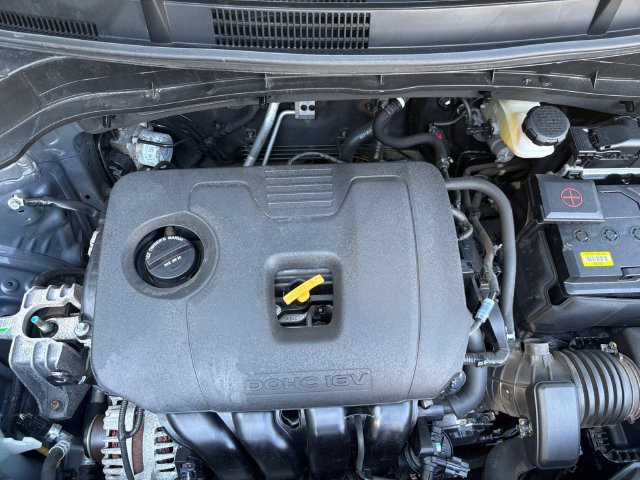 Used 2024 Gravity Gray Kia GT-Line image 7