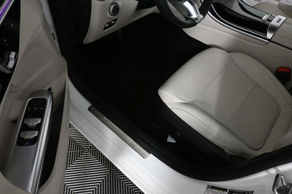 Certified Used 2024 Polar White Mercedes-Benz C 300 image 7