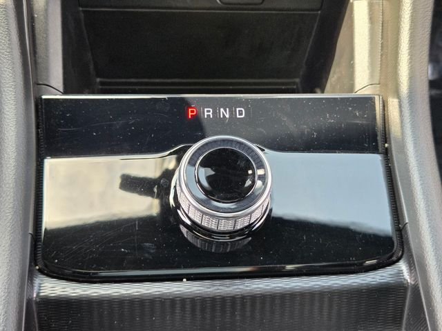 Used 2025 Silver Jeep Limited image 18