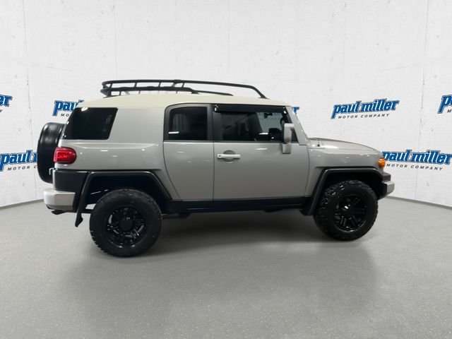 Used 2010  Toyota Base image 12