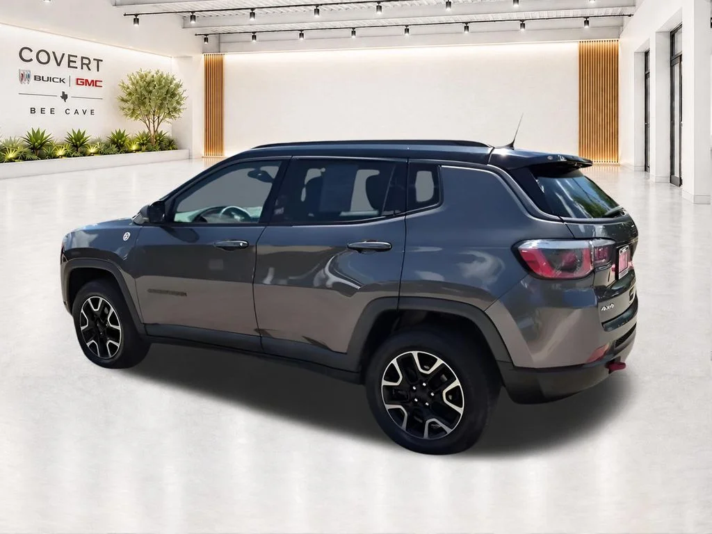 Used 2019 Gray Jeep Trailhawk image 10
