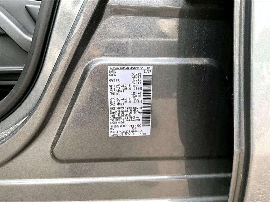 Used 2020 Gray Nissan S image 9