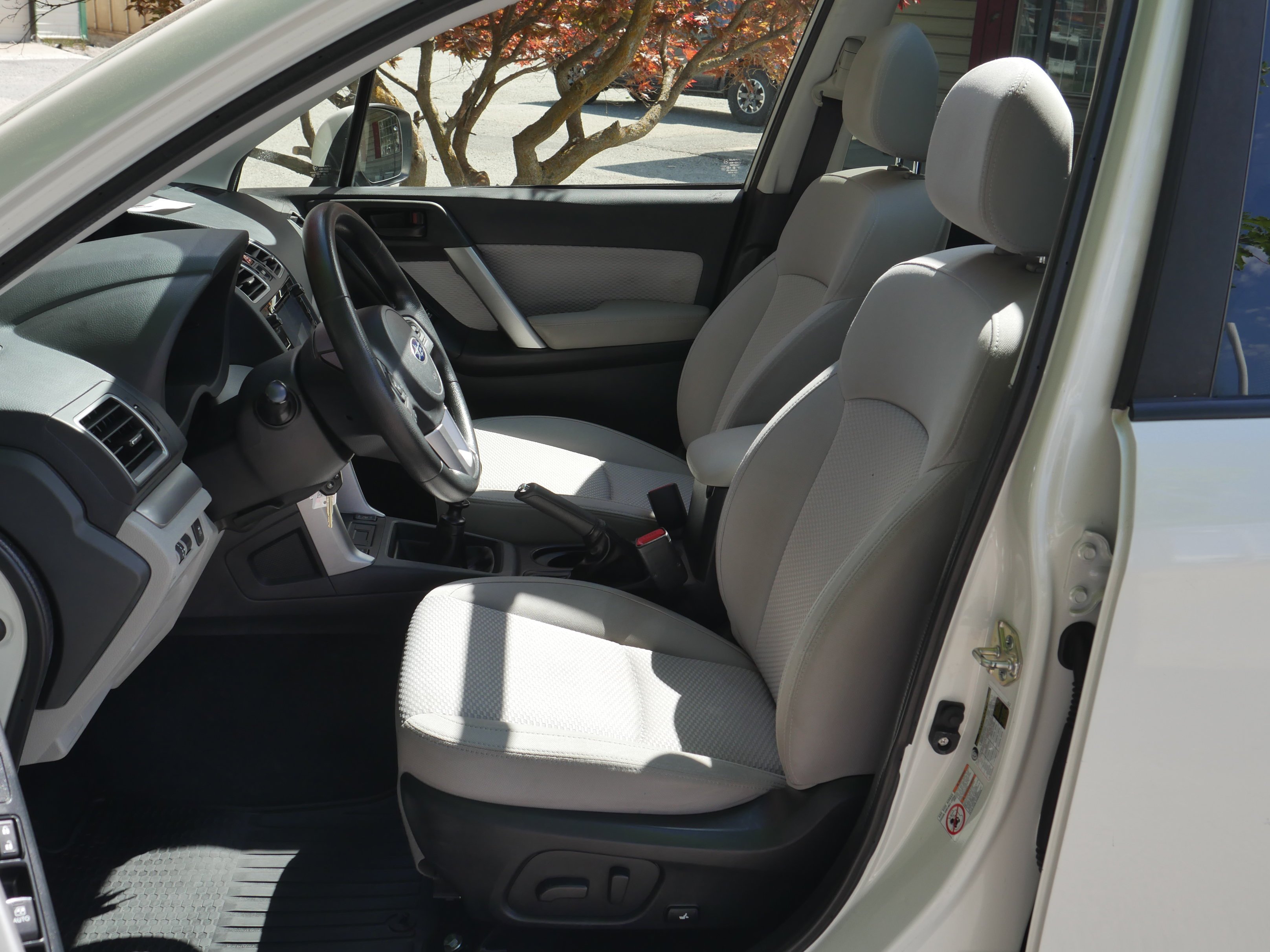 Used 2017 Crystal White Pearl Subaru Premium image 3