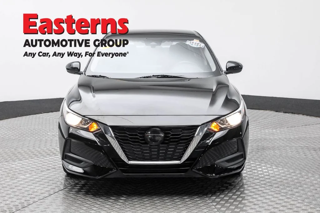 Used 2022 Black Nissan SV image 2