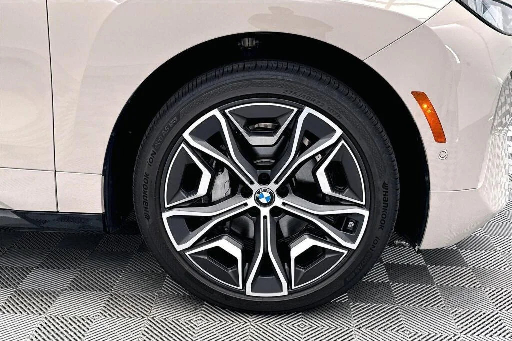 New 2026 Dune Grey Metallic BMW xDrive45 image 34