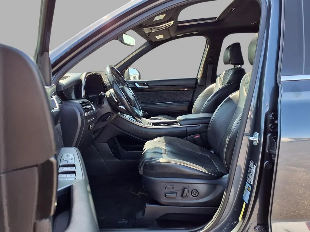 Used 2020 Gray Hyundai Limited image 22