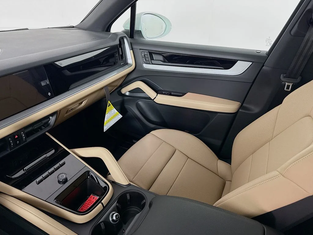 New 2026 White Porsche  image 25