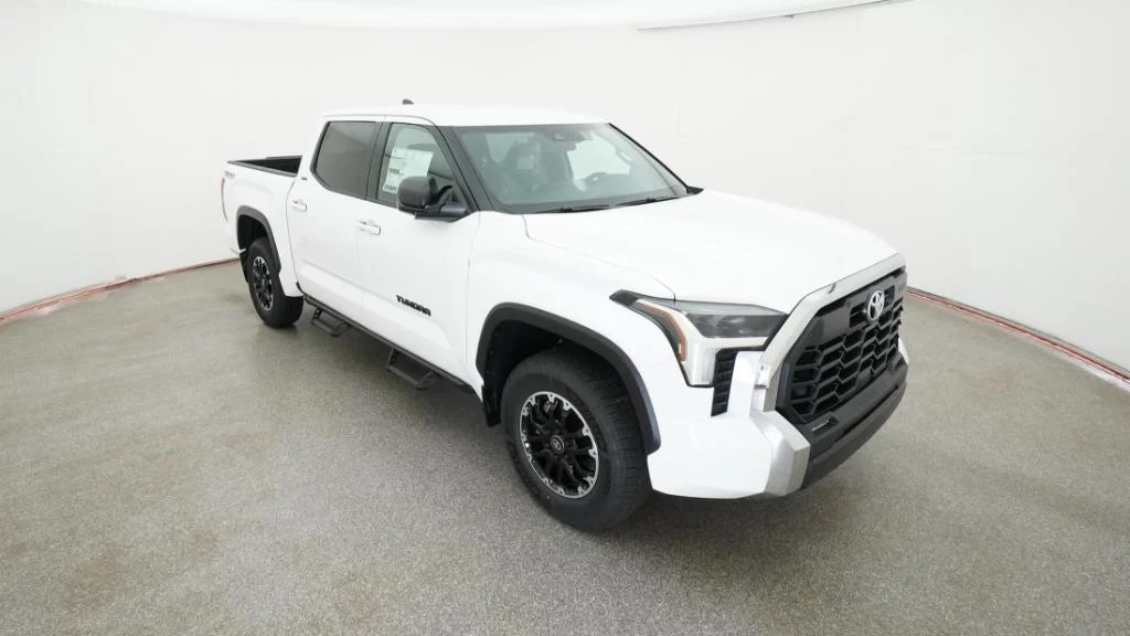 New 2026 Ice Cap Toyota SR5 image 18